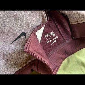 Large Nike maroon sweater
